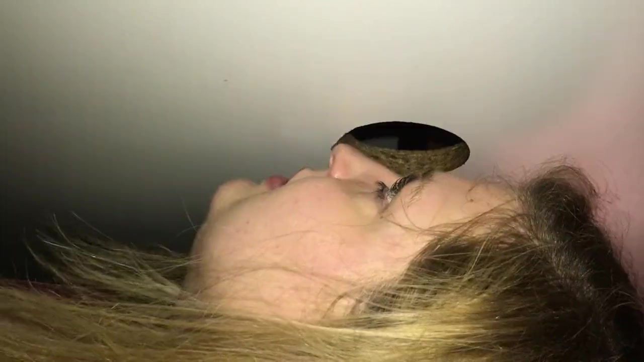 Real girlfriend shared in gloryhole